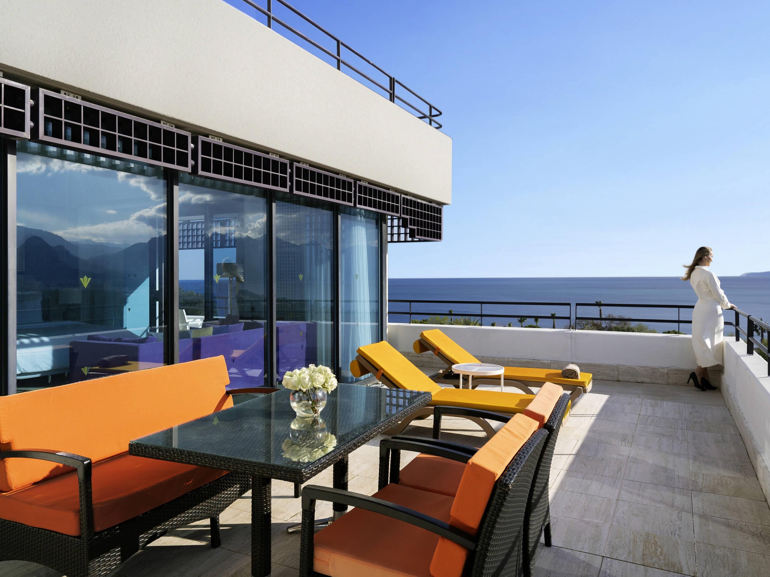 Balcony Photo