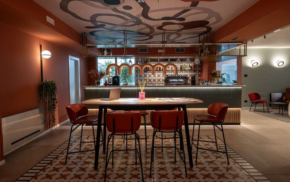 Bar Photo