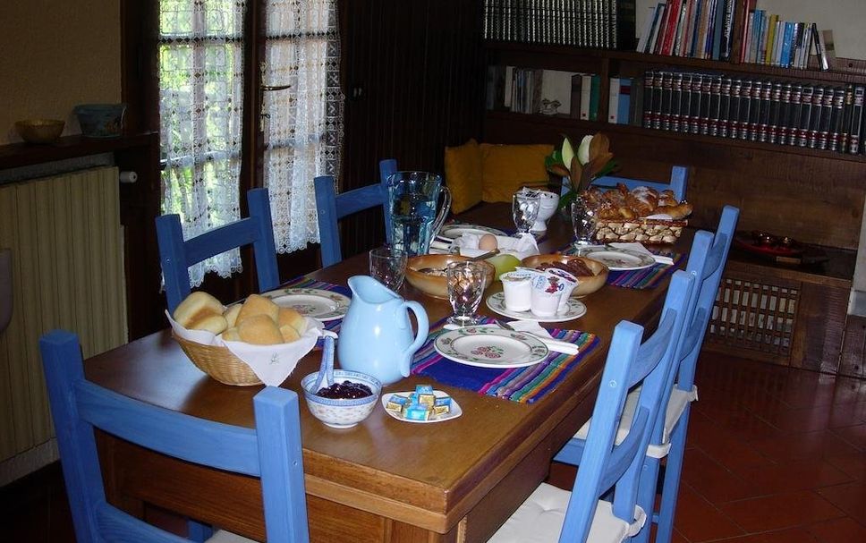 Dining room Photo