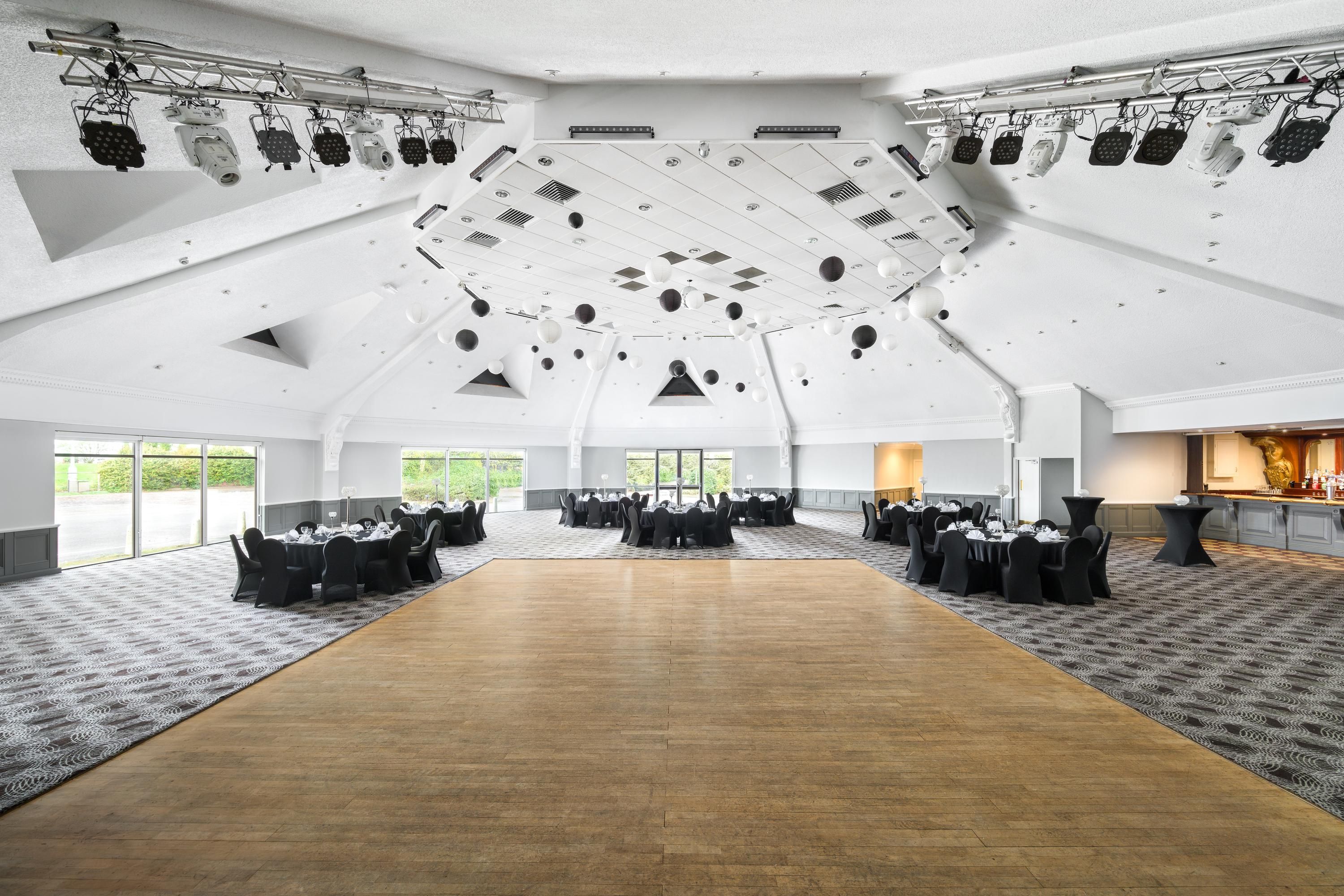 Banquet hall
