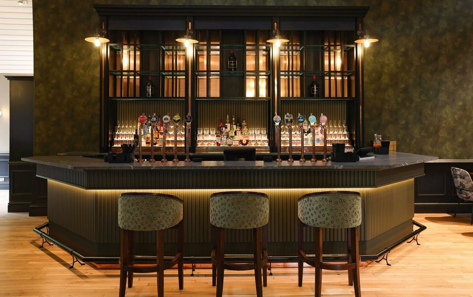 Bar Photo