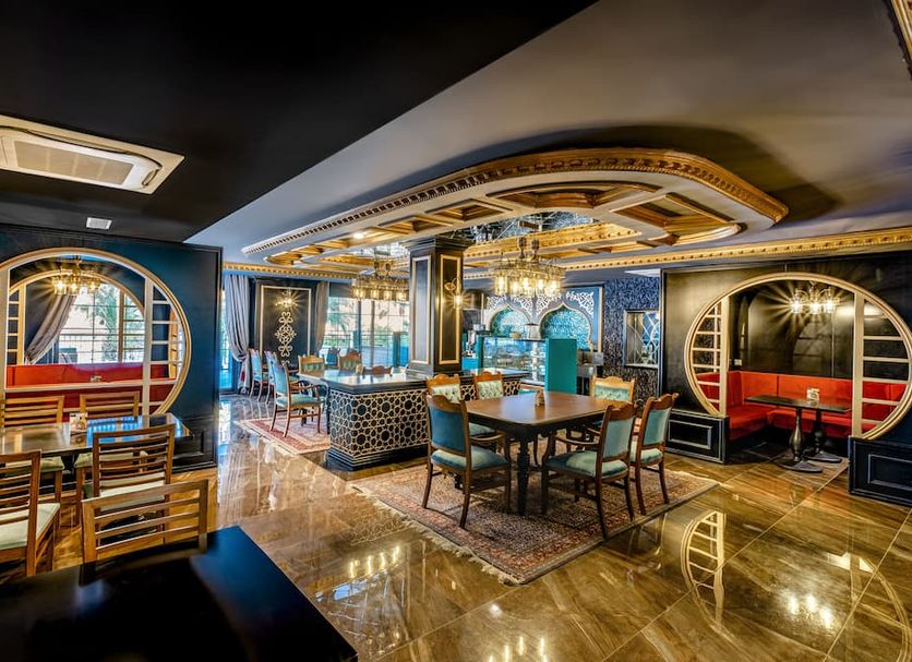 Restaurant Photo