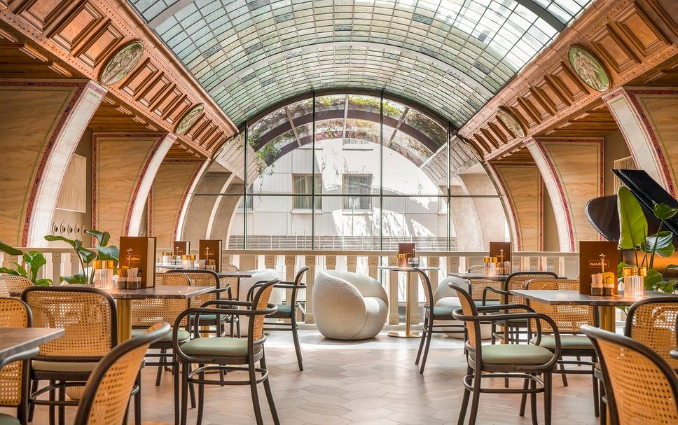 Restaurant Photo
