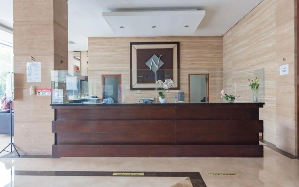 Front desk Photo