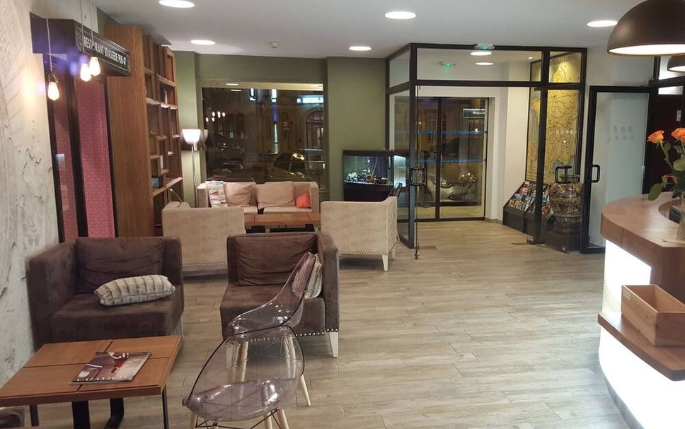 Lobby Photo