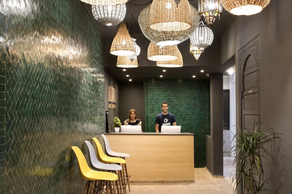 Front desk Photo