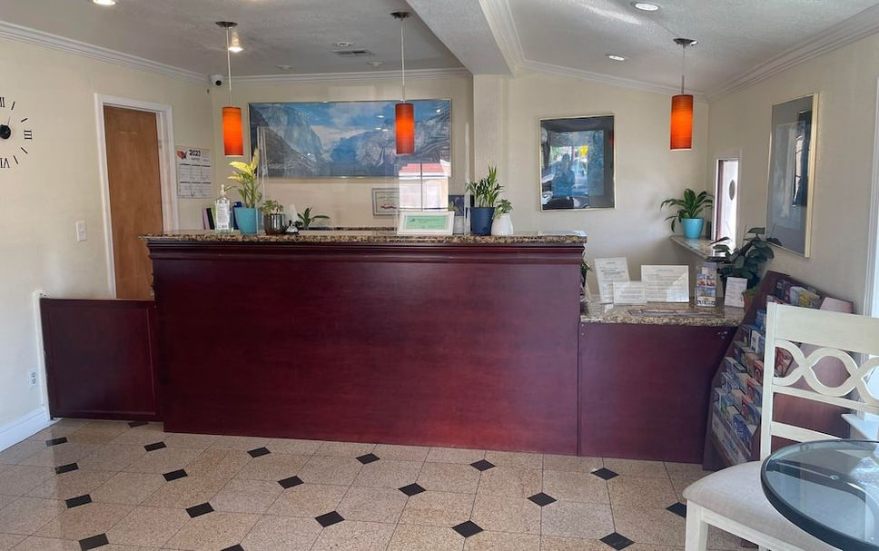 Front desk Photo