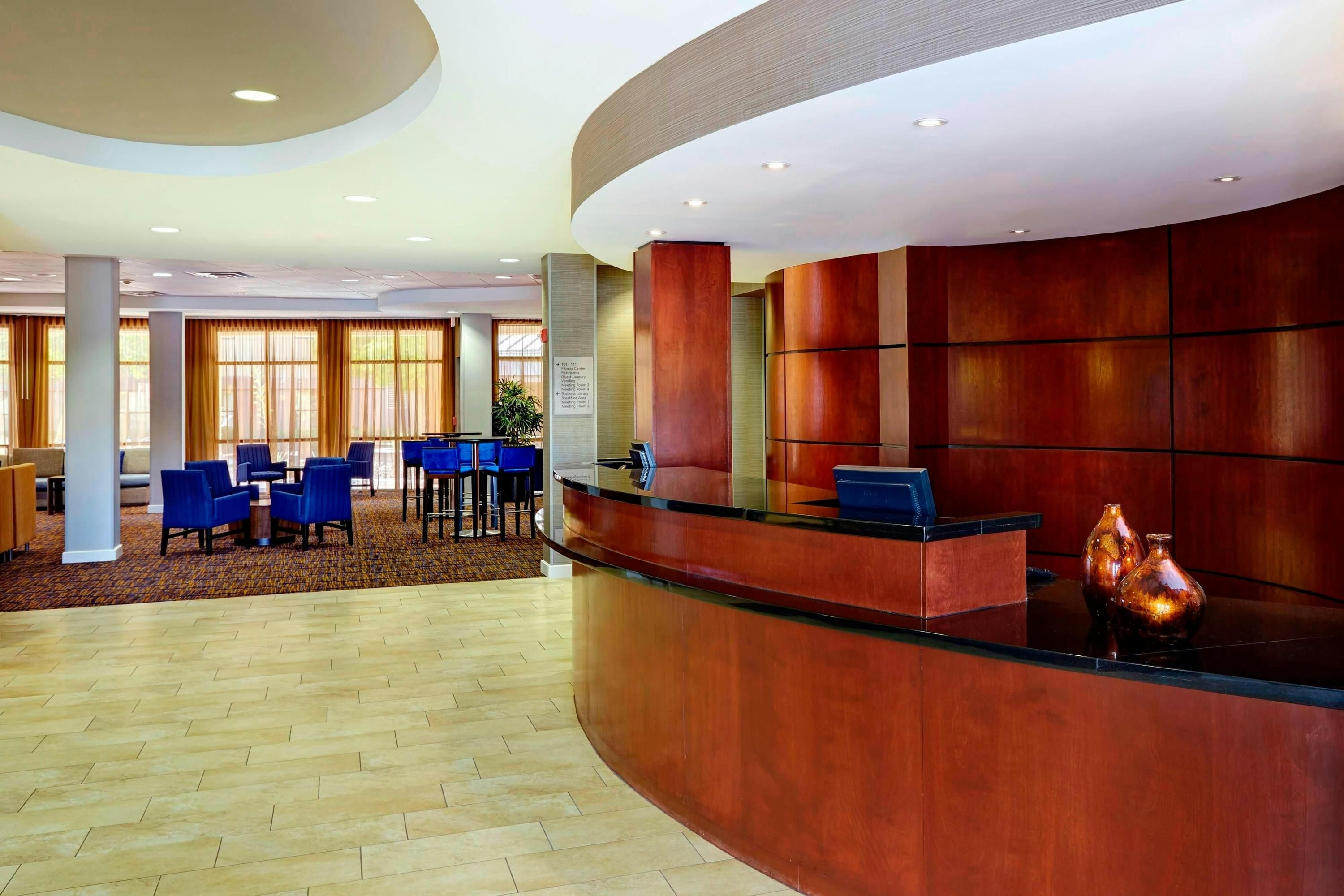 Front desk Photo