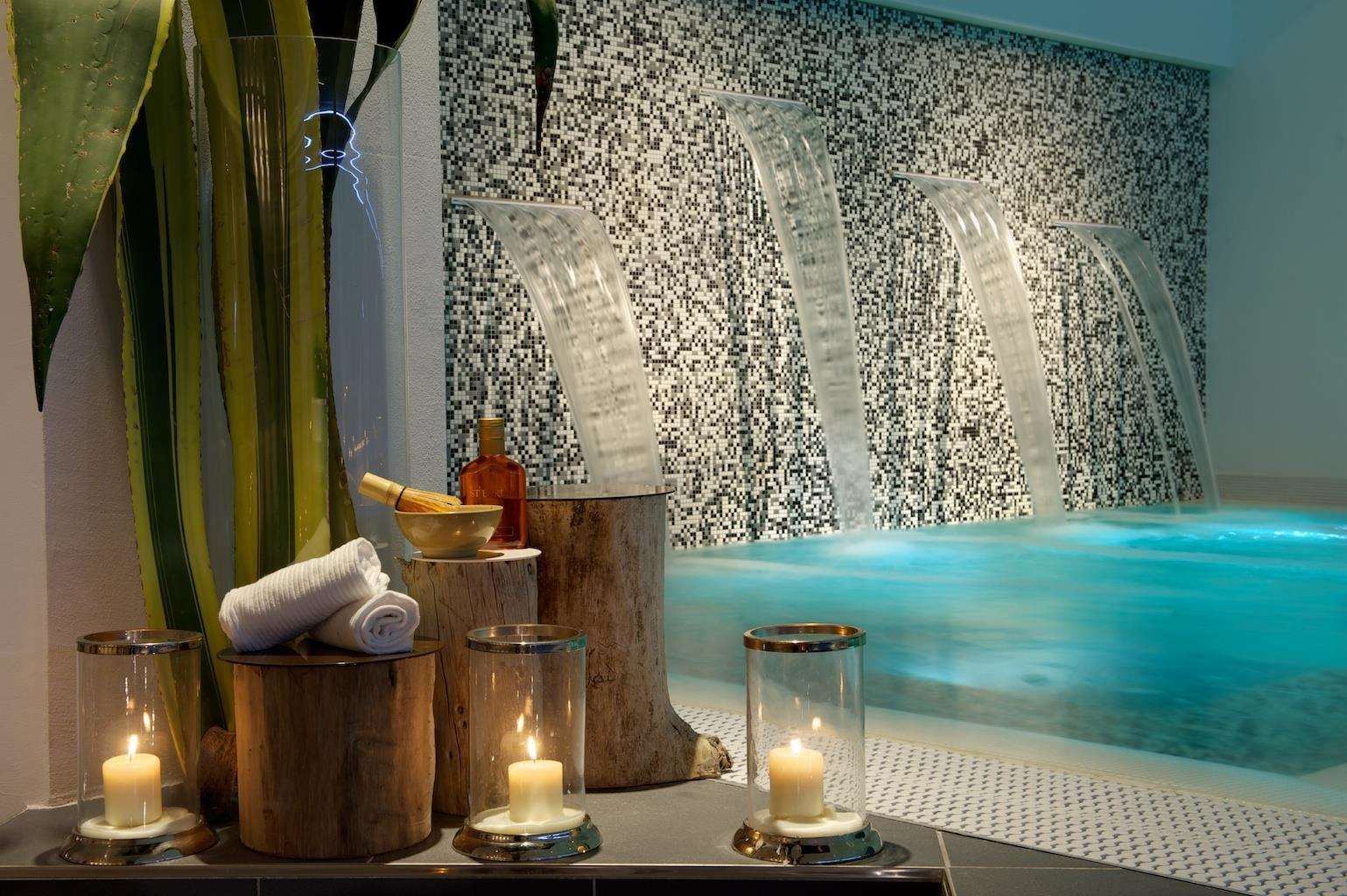 Hotel amenity