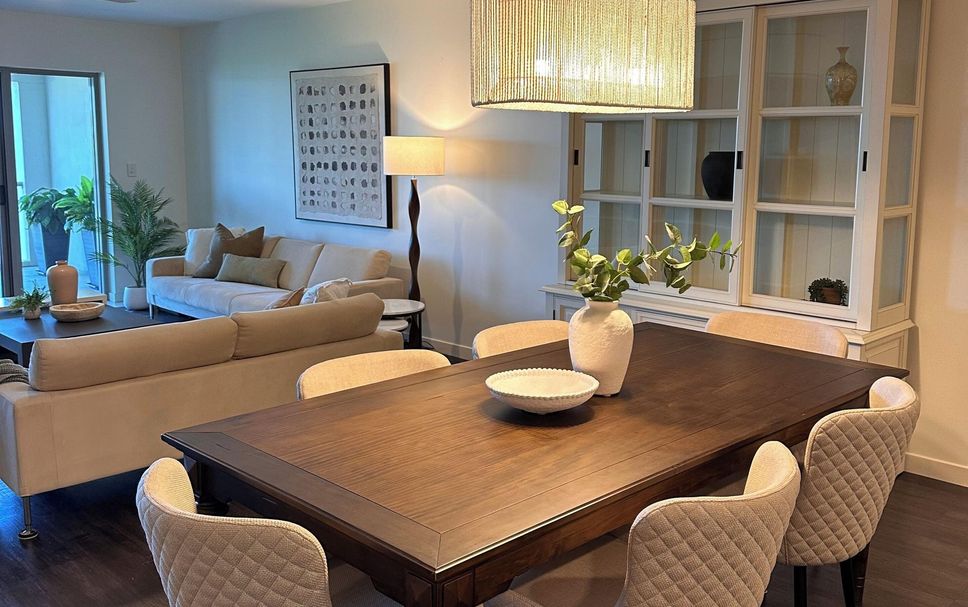 Dining room Photo