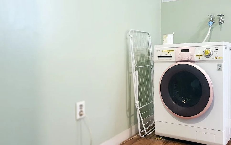 Laundry facility Photo