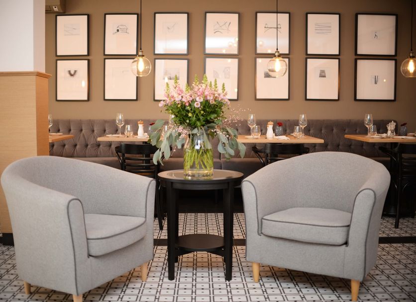 Restaurant Photo
