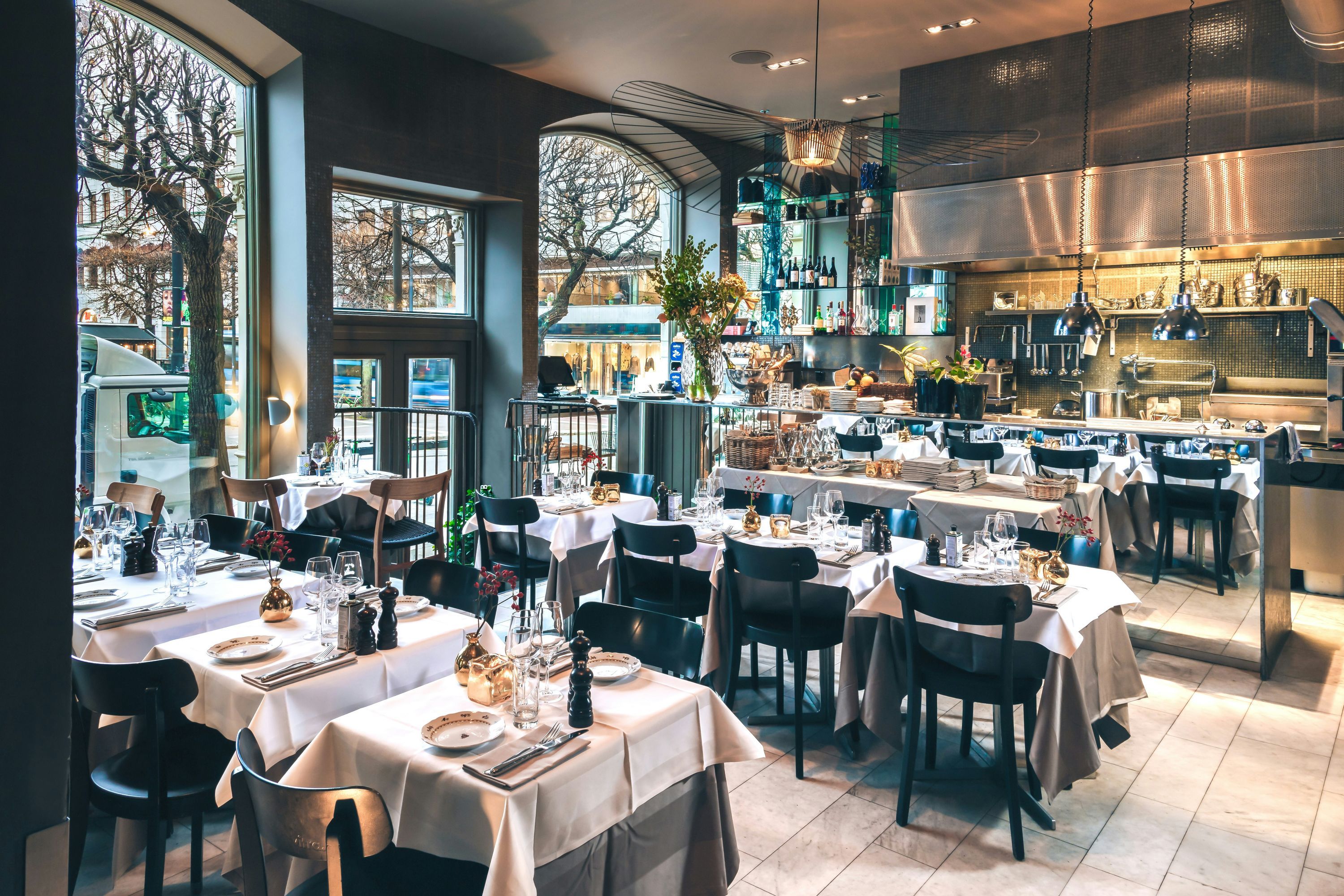 Restaurant Photo
