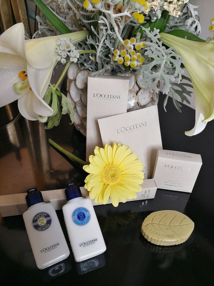 Room amenity