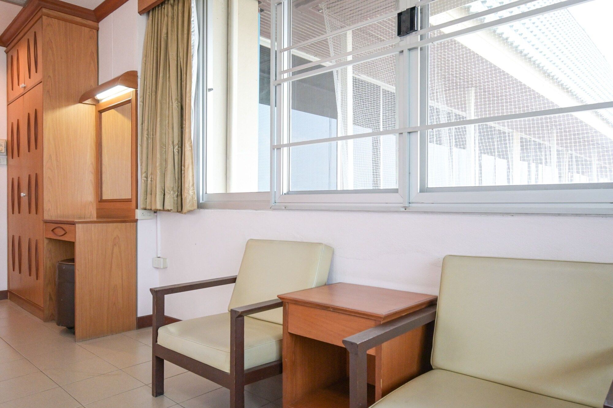 Room amenity