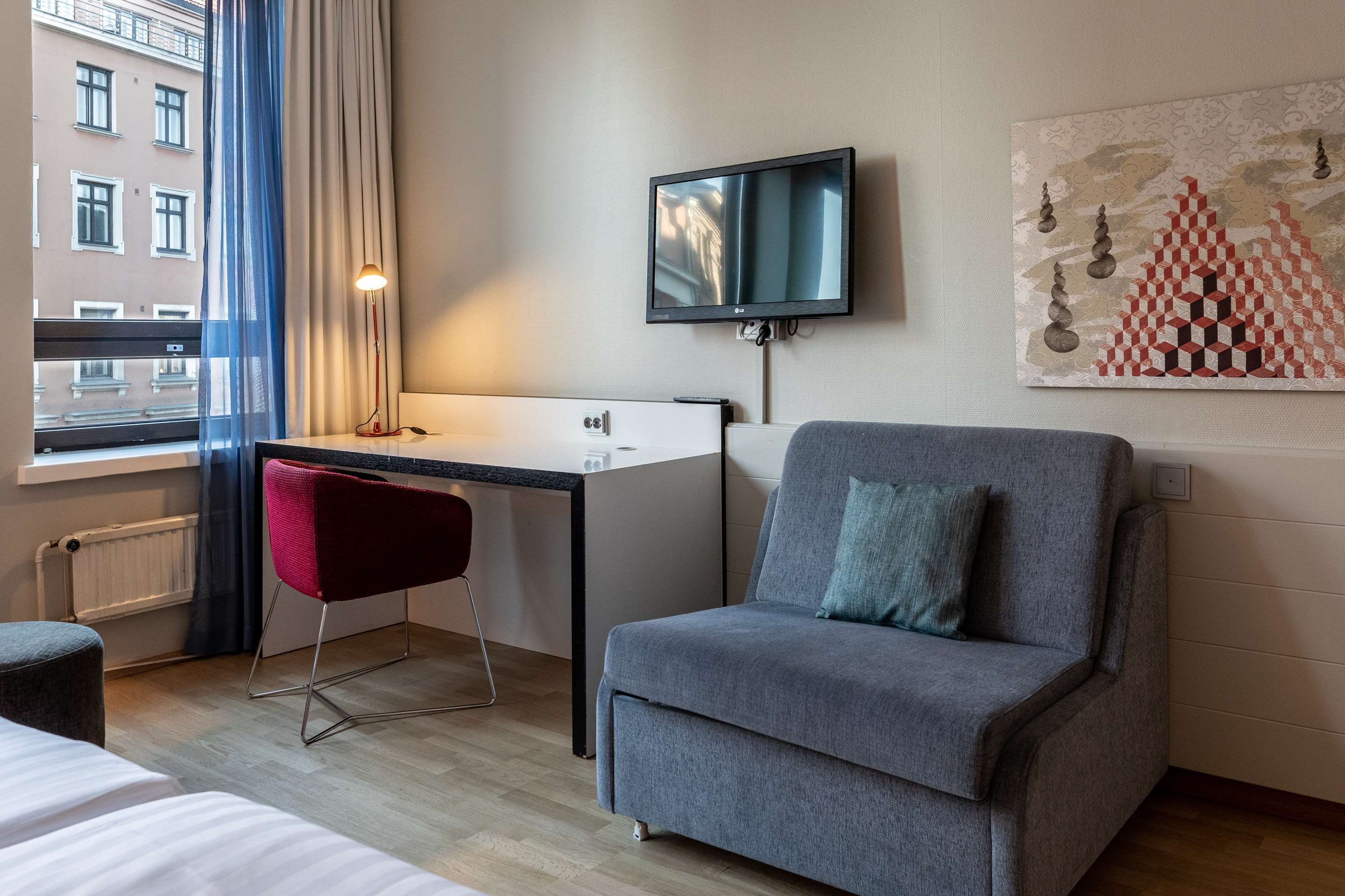 Room amenity
