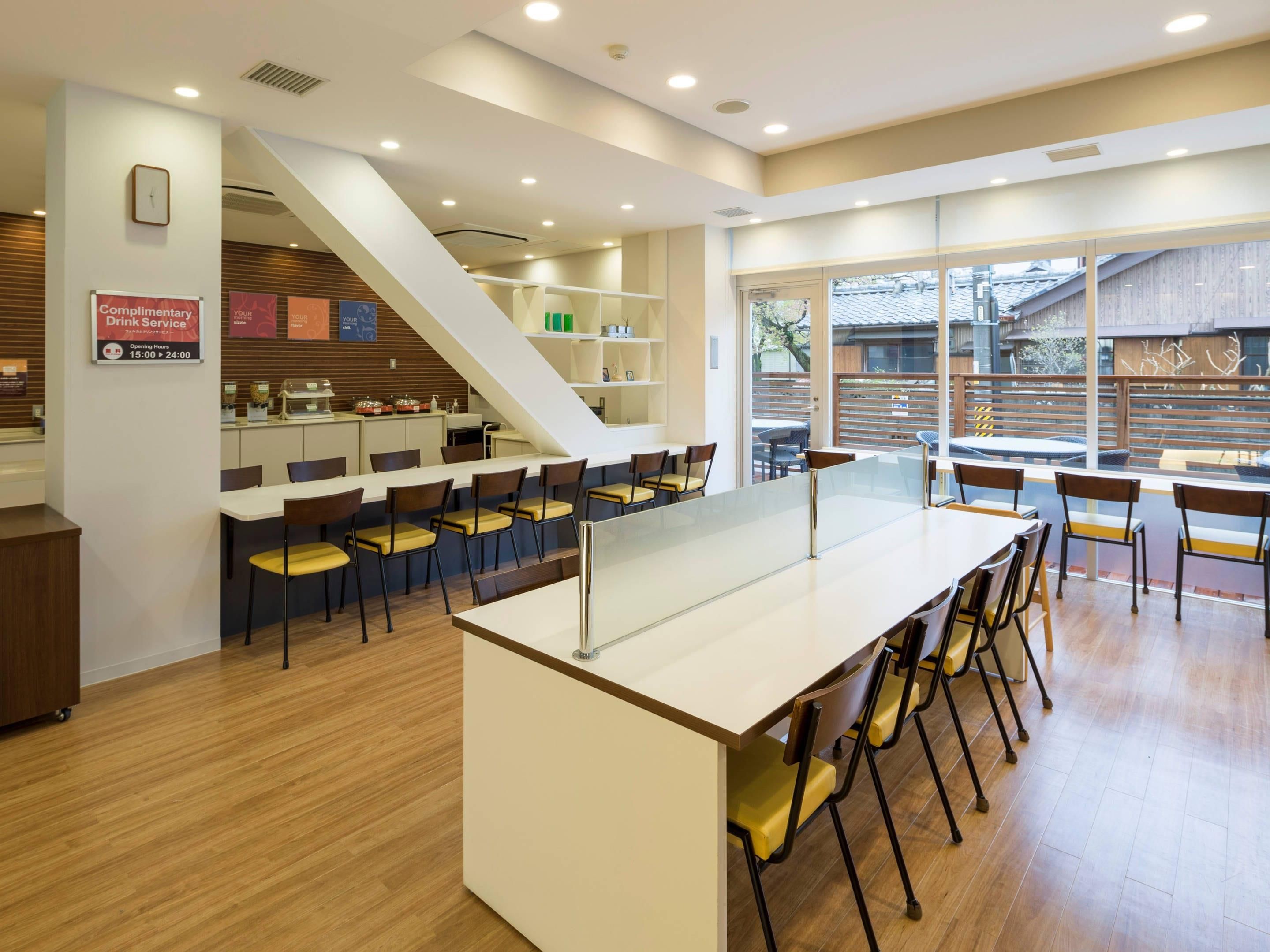 Dining room Photo