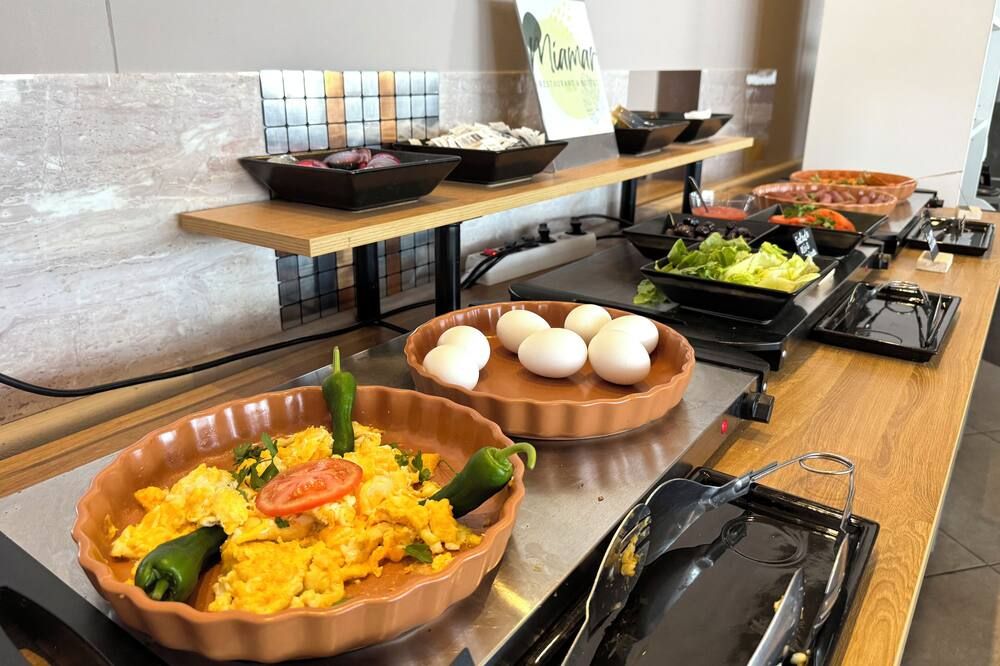 Buffet Photo