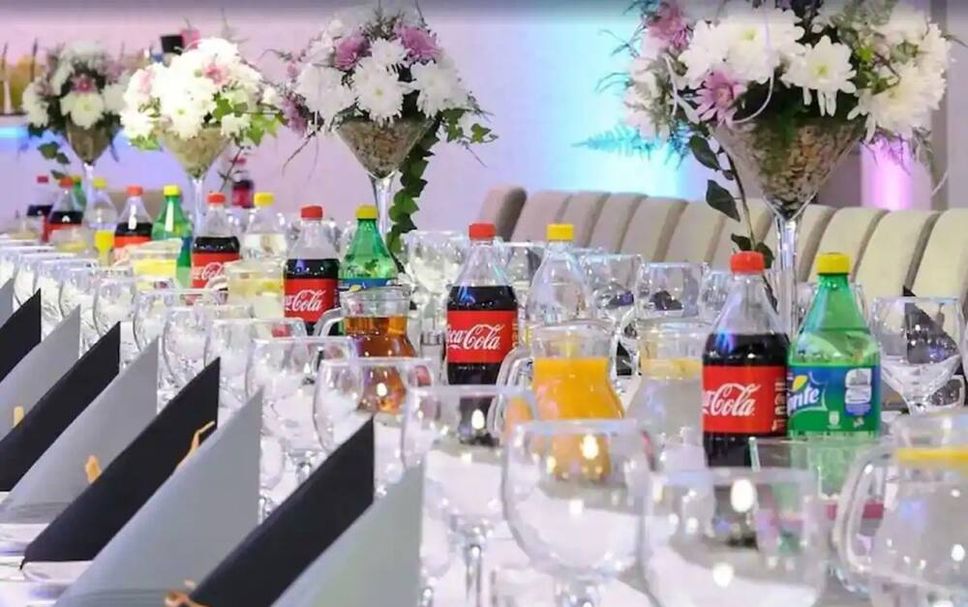 Banquet hall Photo