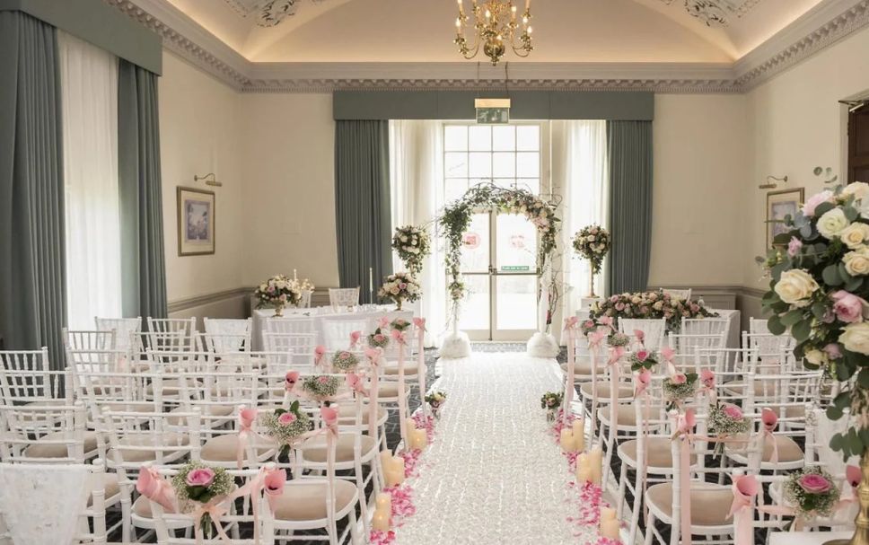 Banquet hall Photo