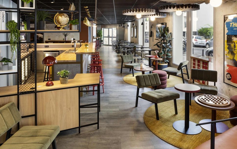 Restaurant Photo