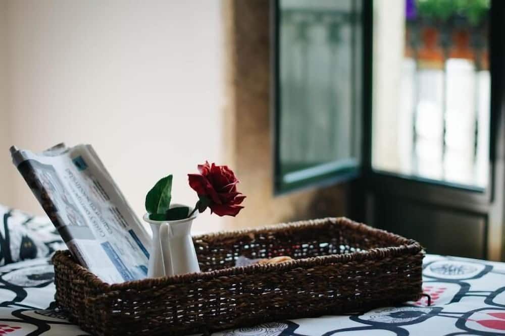 Room amenity