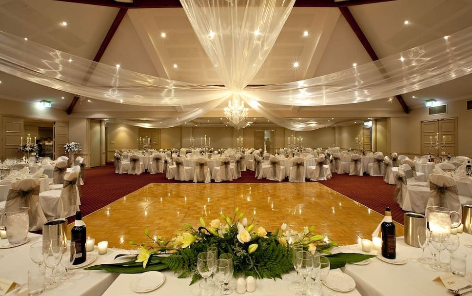 Banquet hall Photo