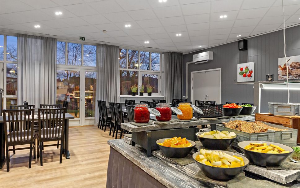 Dining room Photo