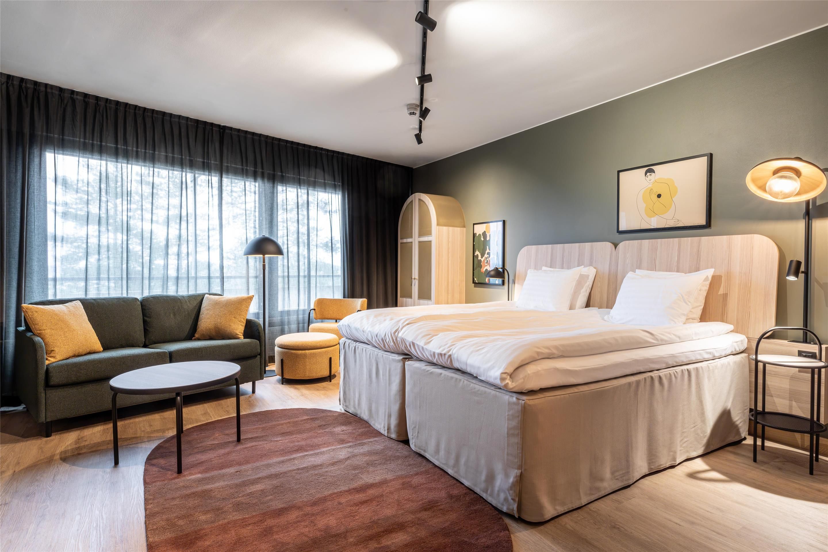 Bedroom