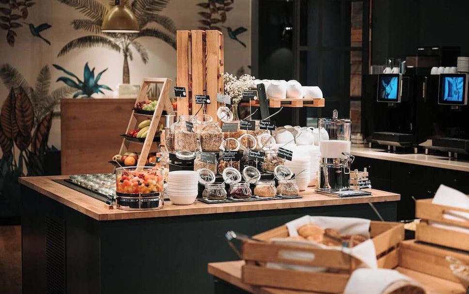 Buffet Photo