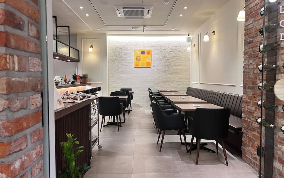 Dining room Photo