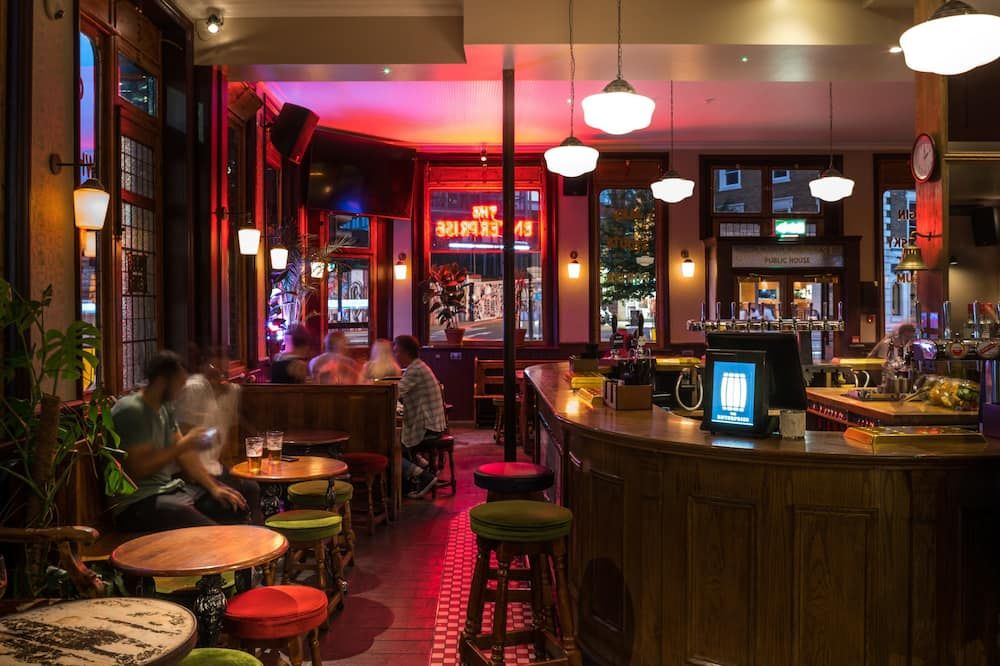 Bar