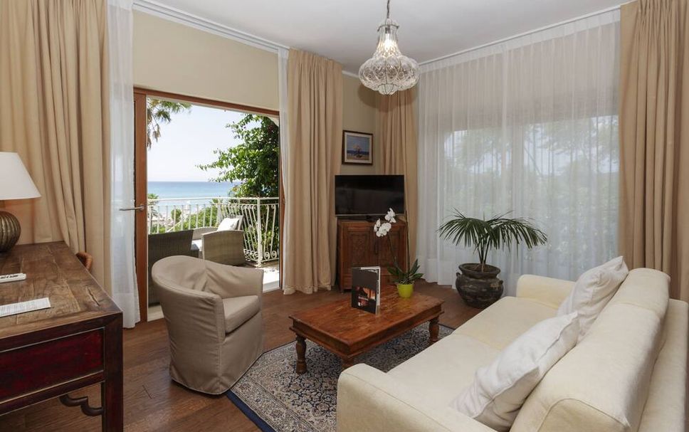 Living room Photo