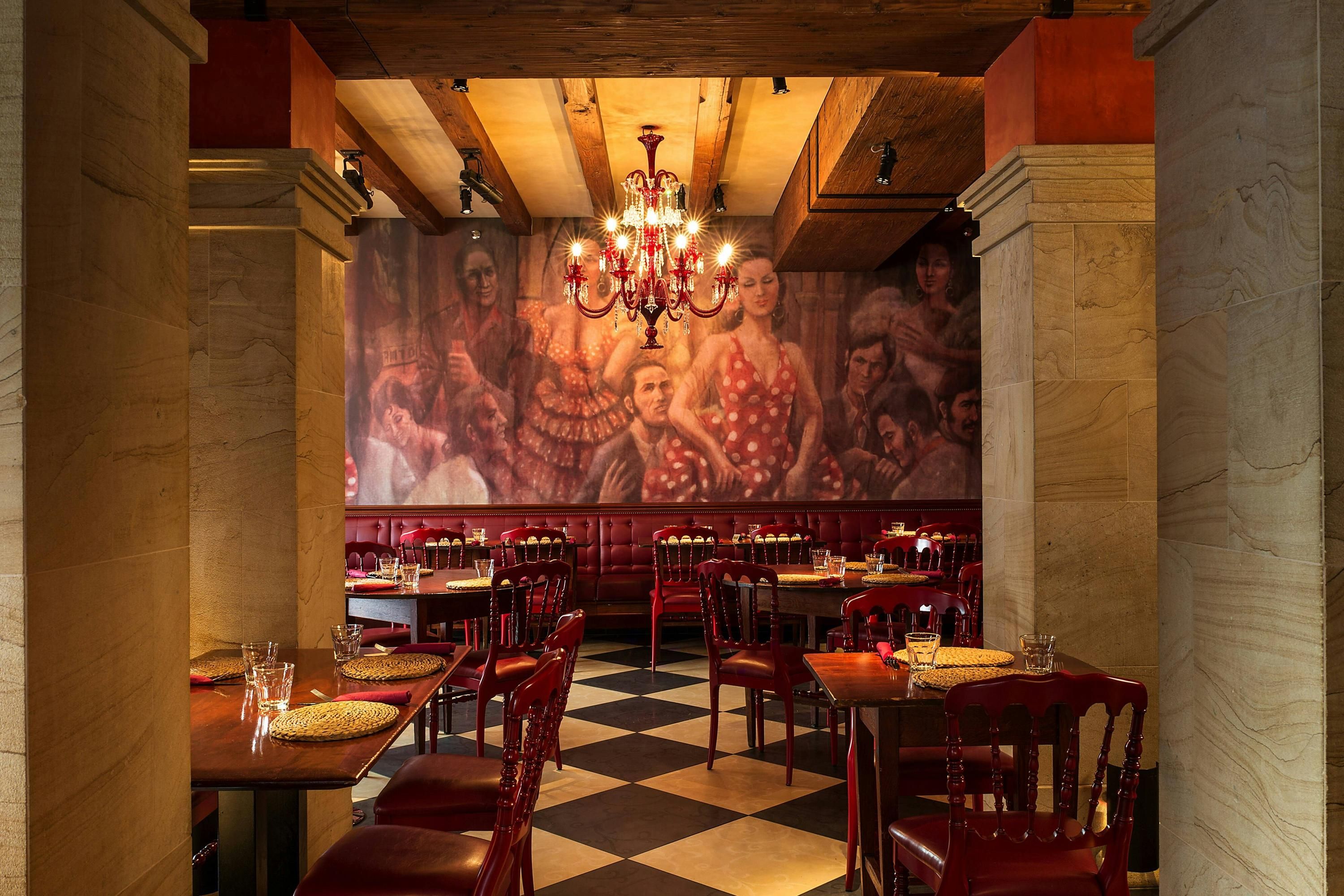 Restaurant Photo