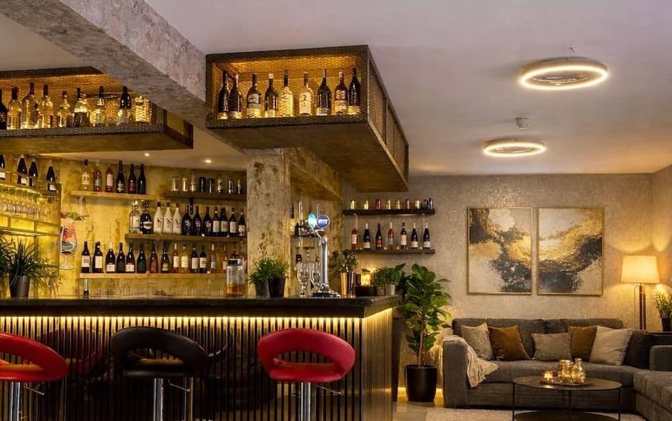 Bar Photo