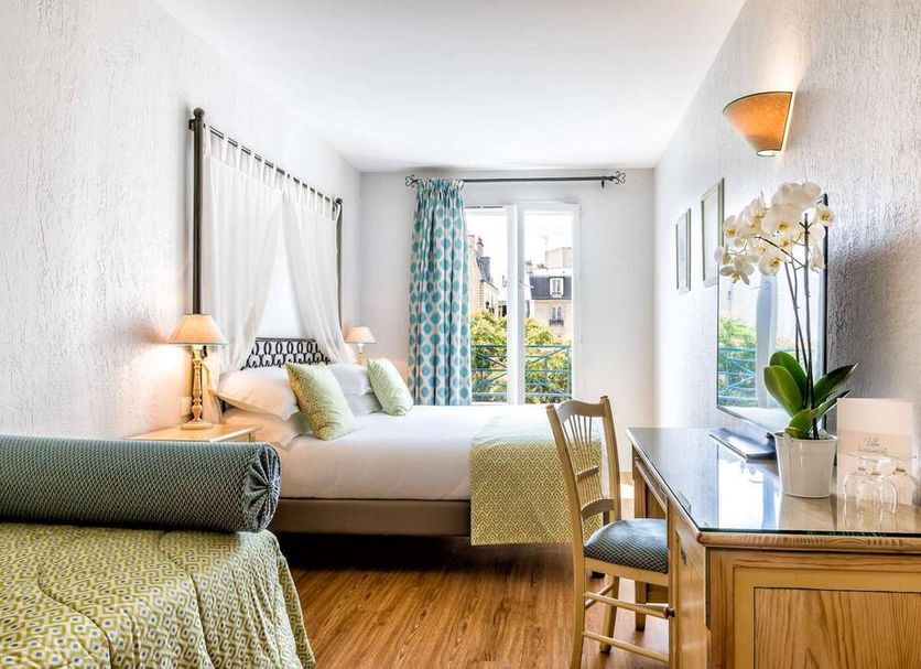 Bedroom Photo
