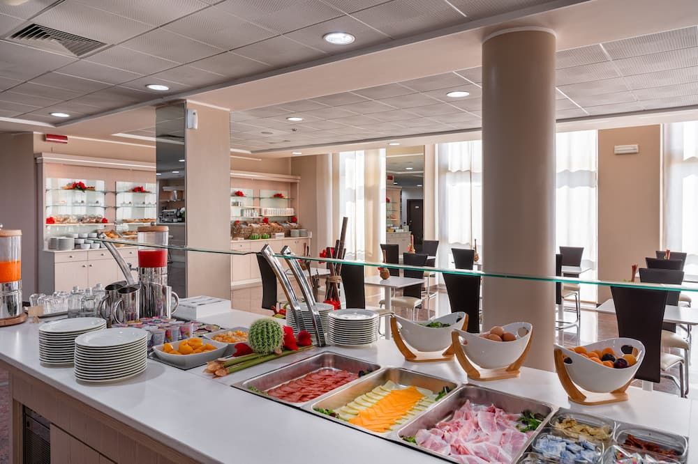 Buffet Photo
