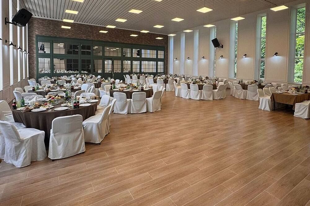 Banquet hall Photo