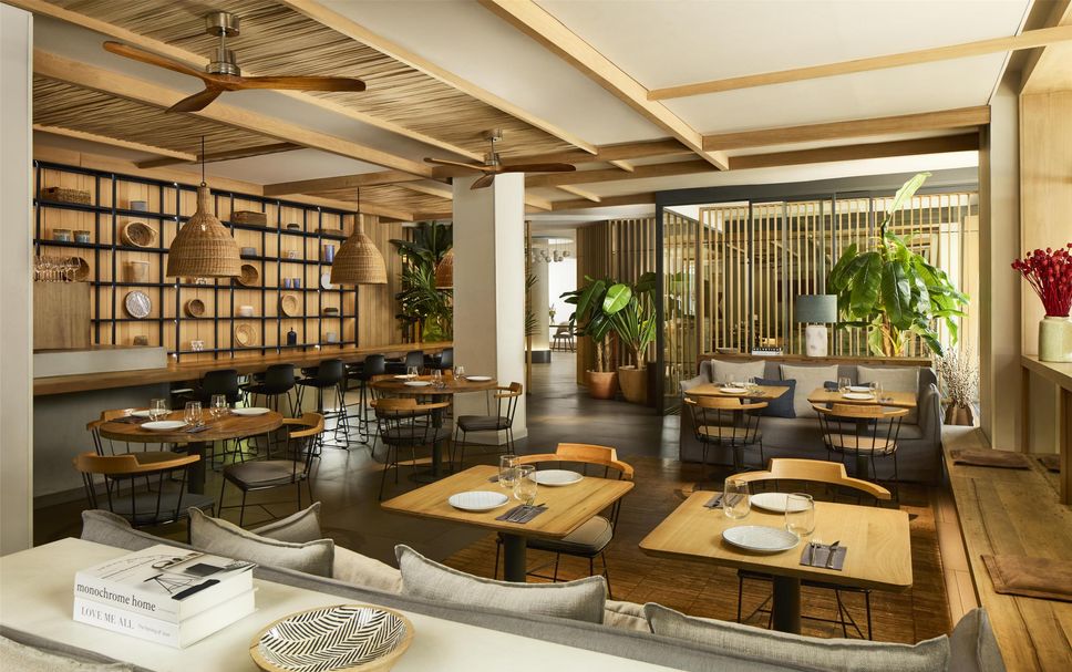 Restaurant Photo