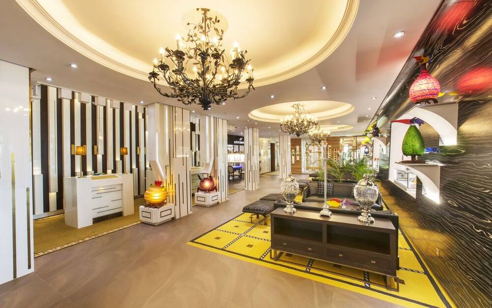 Lobby Photo