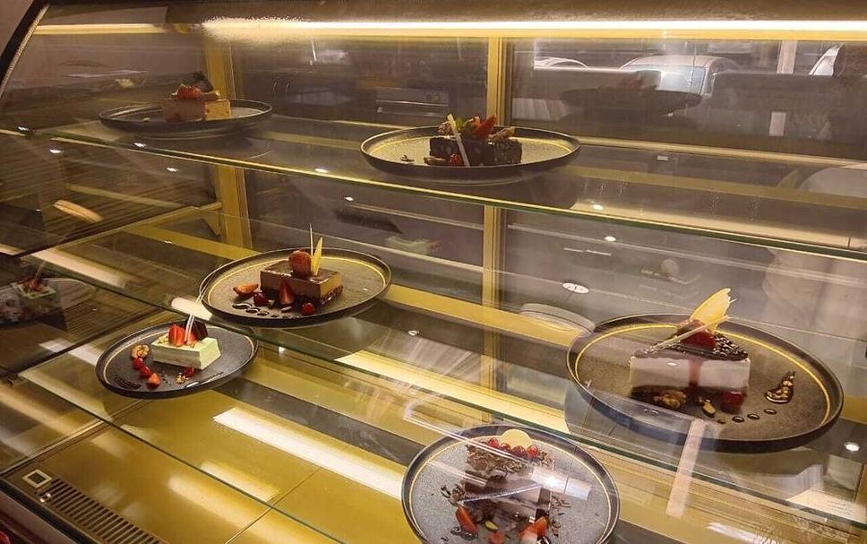 Buffet Photo
