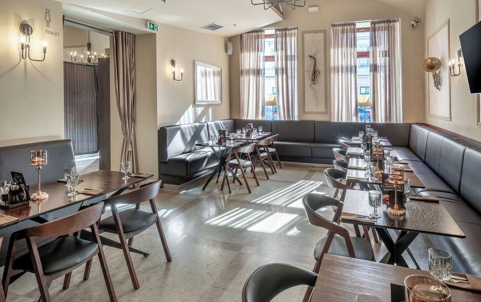 Restaurant Photo