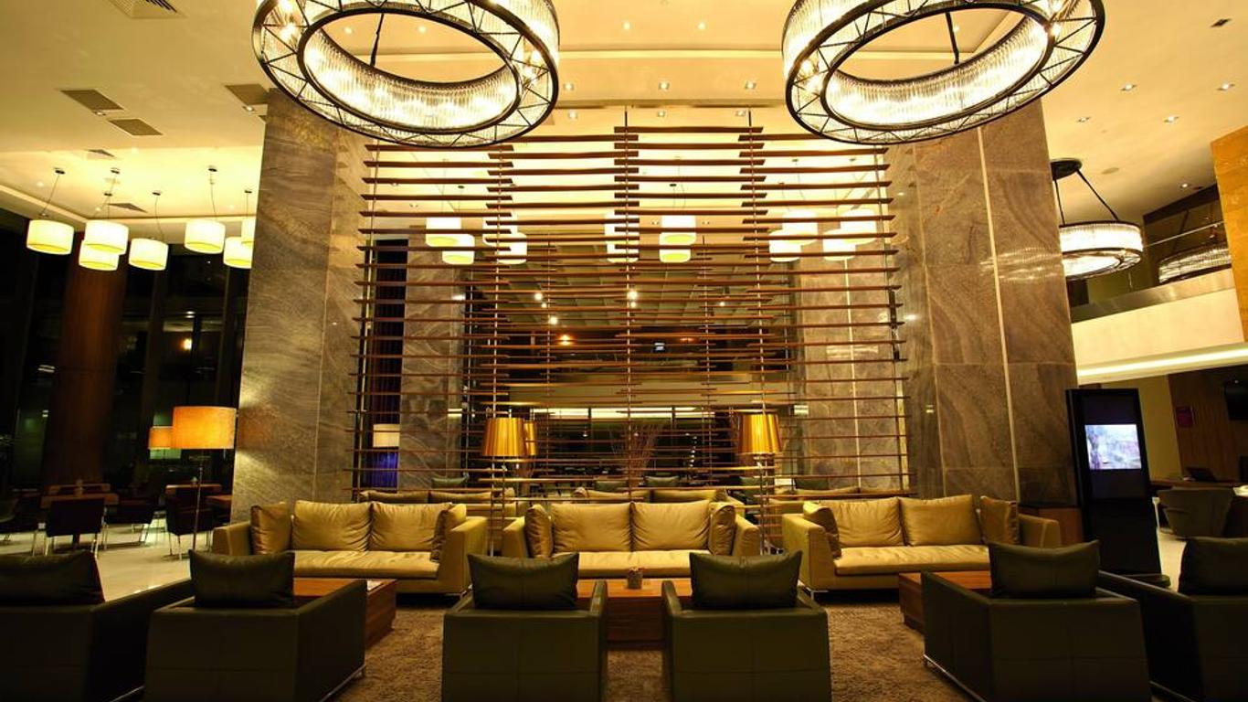 Crowne Plaza Istanbul - Harbiye