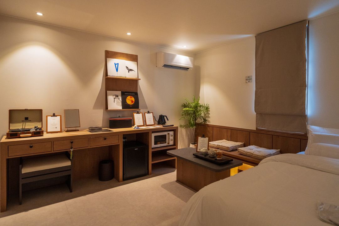 Bedroom