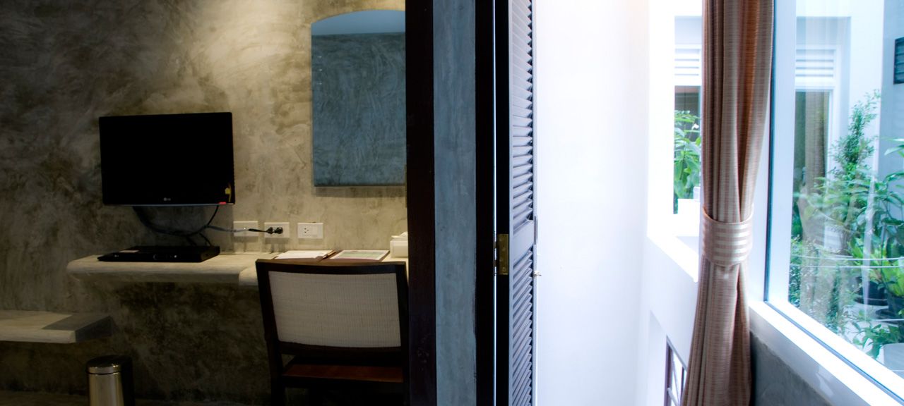Room amenity