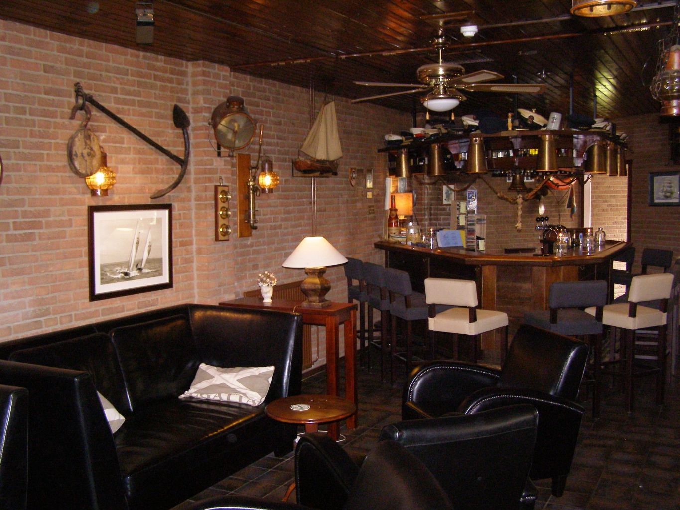 Bar Photo