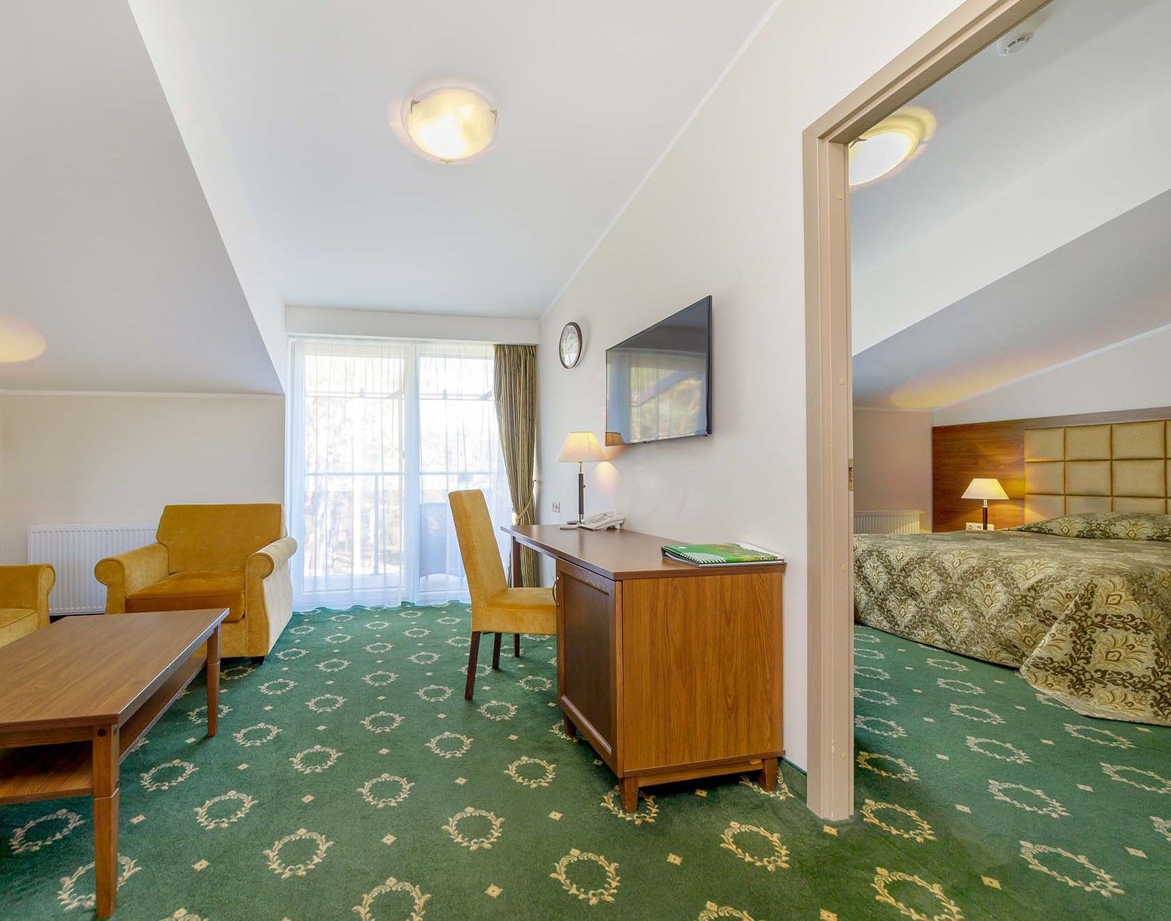 Room amenity
