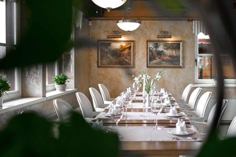 Restaurant Photo