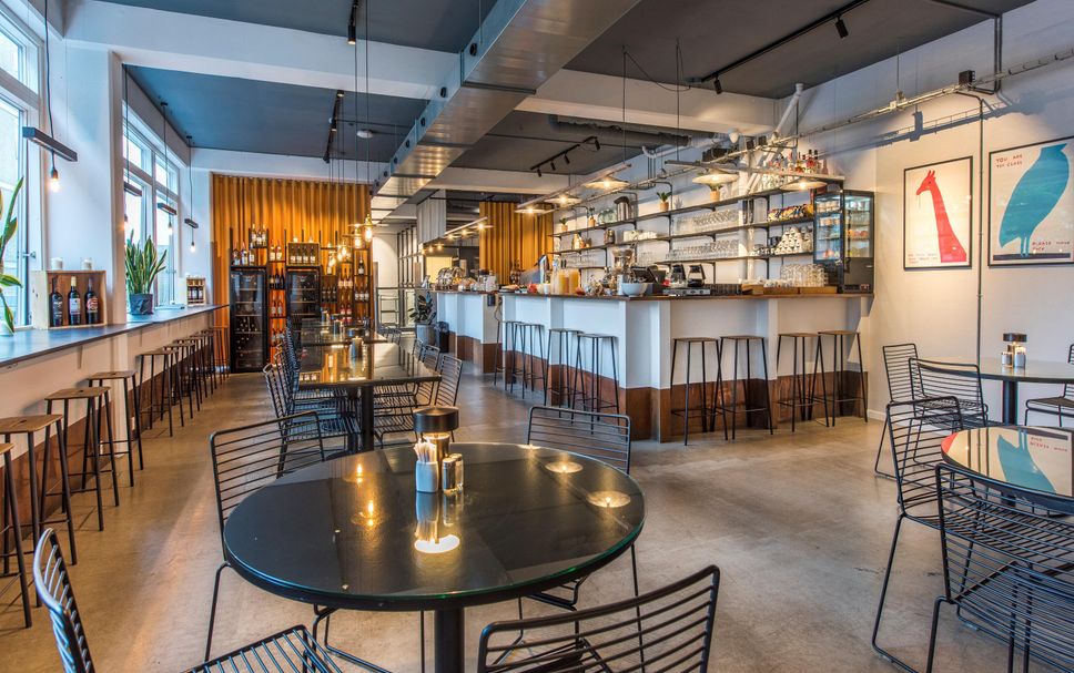 Restaurant Photo