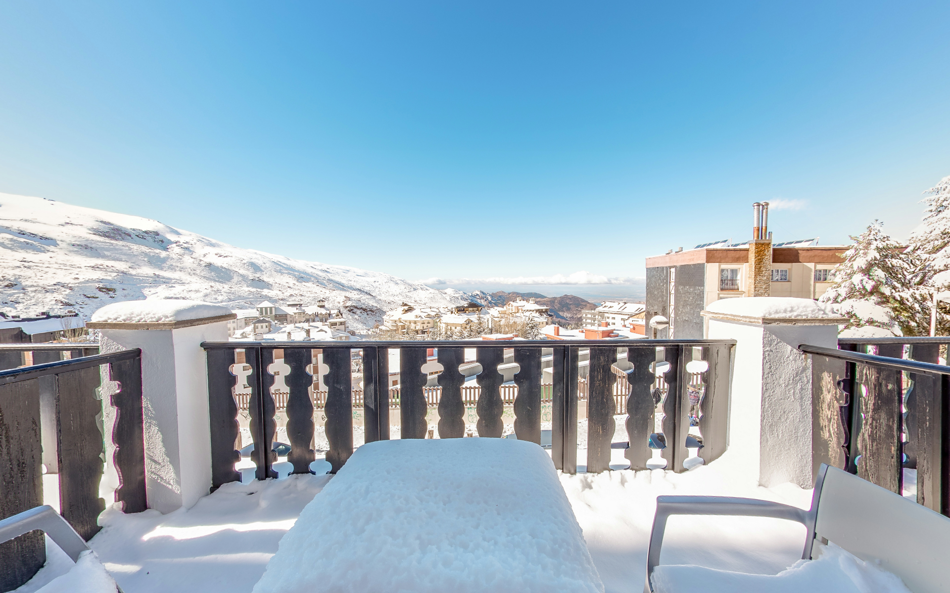 Balcony Photo